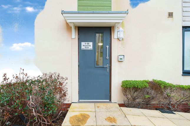 Flat for sale in Normandy Drive, Yate, Bristol
