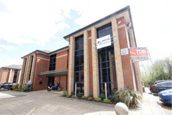 Office to let in 22 Queensbridge, The Lakes, Northampton