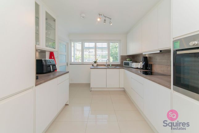 Flat 1, Foreland Court Holders Hill Road, London photo 2