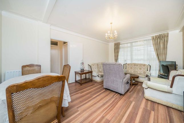 166 Lichfield Court, Sheen Road, Richmond photo 2