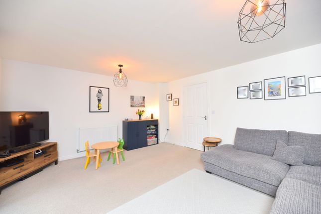 12 Handel Way, Biggleswade photo 3