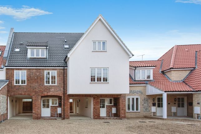 Thumbnail Terraced house for sale in Old Market Street, Thetford