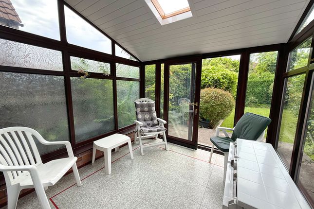 57 Avonlea Road, Sale photo 4