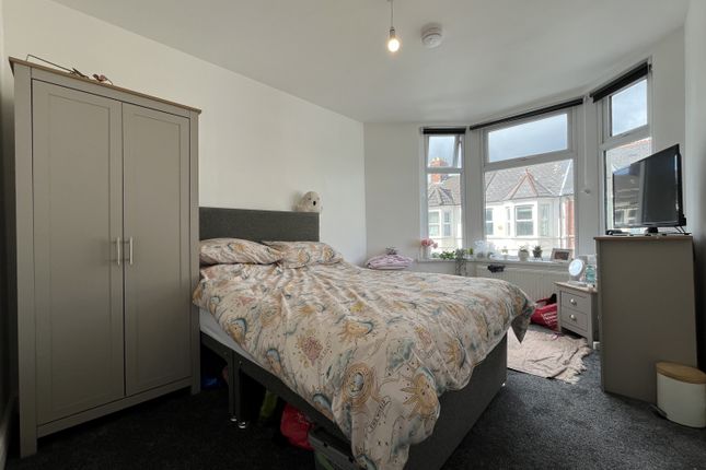 68, Dogfield Street, Cardiff photo 3
