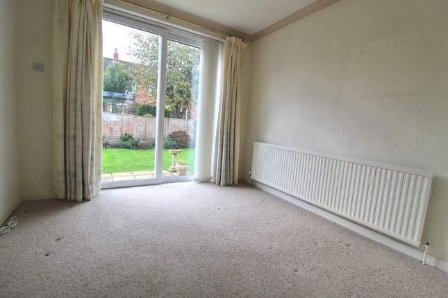 Chinley Close, Stockport photo 4