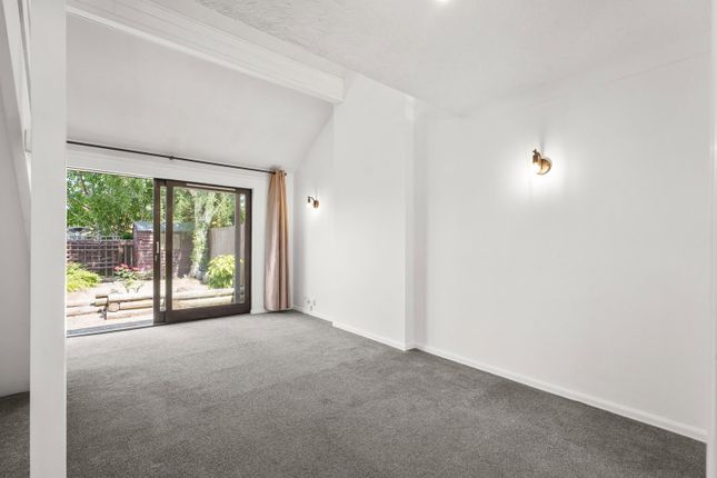 10, Culbertson Lane, Milton Keynes photo 4