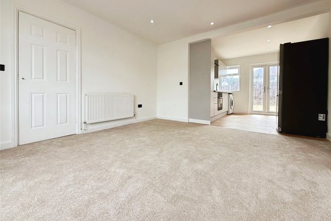 39, Ash Road, Cheshire photo 3
