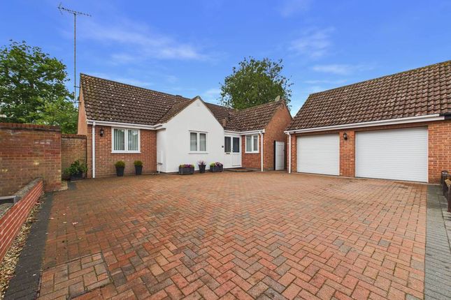3-bed bungalow on 53, Craven Drive, Essex, £525,000