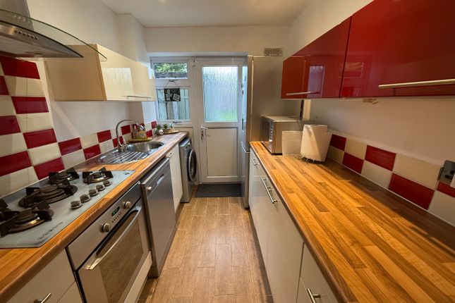 49, Recreation Road, Dunstable photo 2