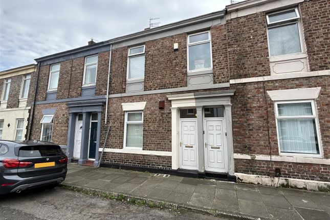 Thumbnail Flat to rent in Grey Street, North Shields