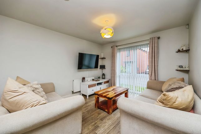 19, Garner Road, Nottingham photo 4
