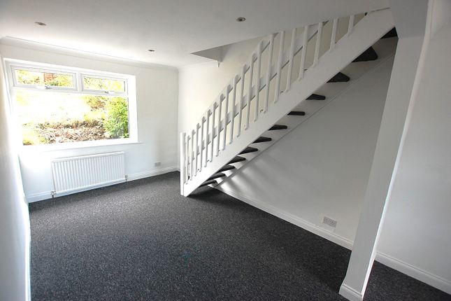 29, Queensway, Ashton-under-Lyne photo 4