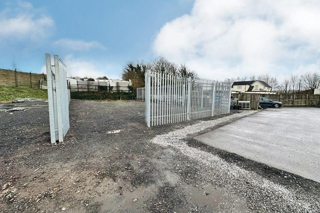 Commercial property to let in Swansea Road, Gorseinon, Swansea