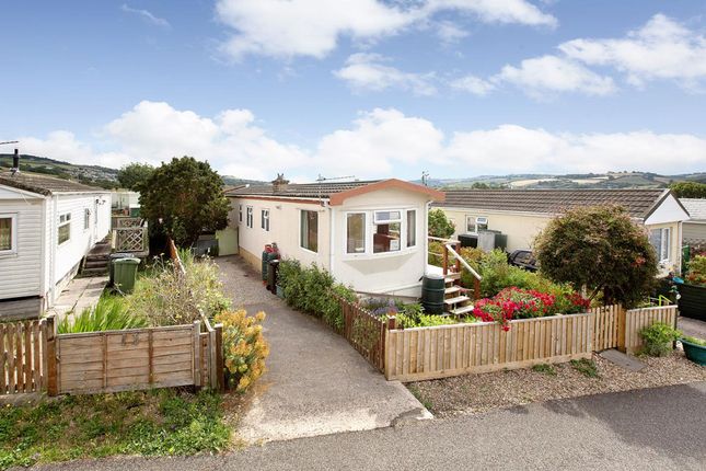 2-bed caravan on 34 Meadow View Newton Road, Teignmouth, £145,000