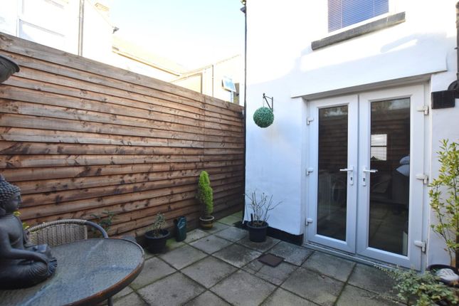 End terrace house for sale in Victoria Grove, Hythe