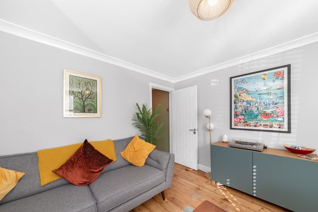 11, Mooreland Road, Bromley photo 4