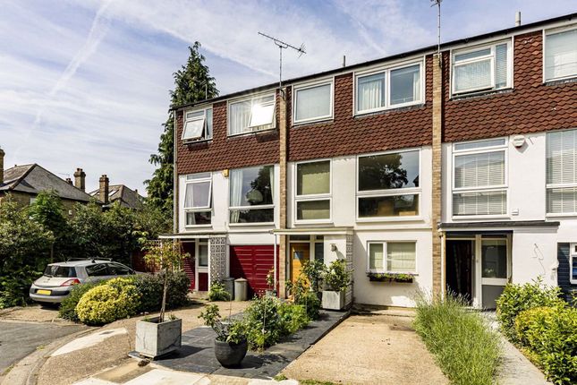 3 bed property for sale in Normanhurst Drive, St Margarets, Twickenham TW1