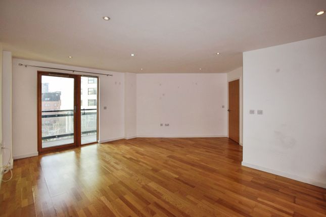 212, The Gateway South, Leeds photo 2