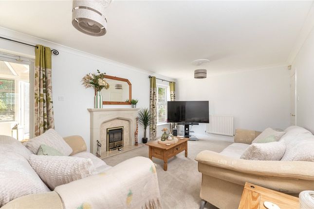 6, Thurlestone Court, East Morton photo 4