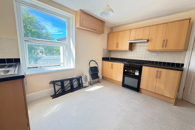 12a St James Street, Okehampton photo 3