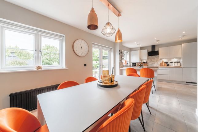 5, Housson Avenue, Sittingbourne photo 3