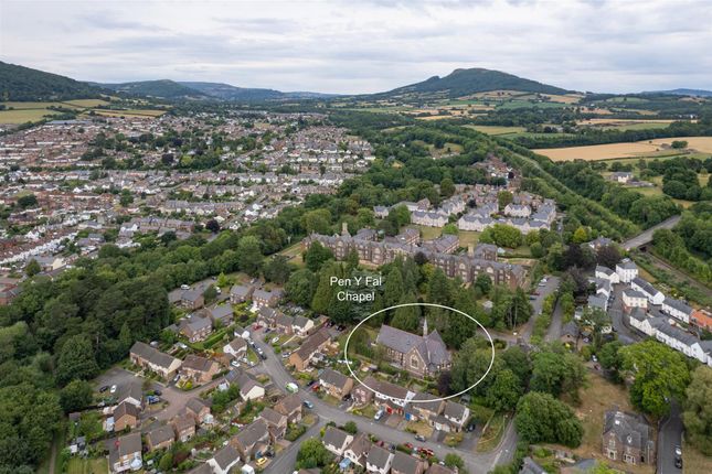 Town house for sale in Sycamore Avenue, Abergavenny