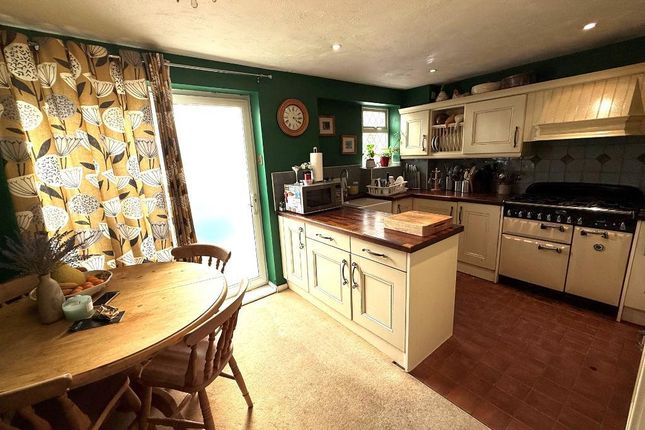 58, Coltsfoot Green, Luton photo 4