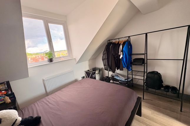 Flat 7A, Manchester photo 3