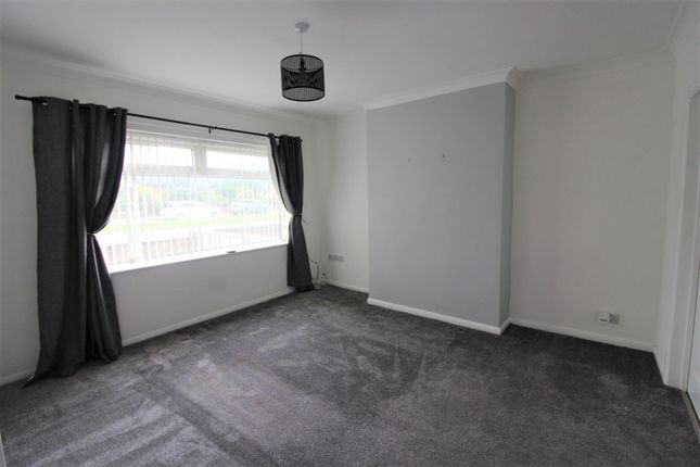 37, Marsh House Avenue, Billingham photo 3