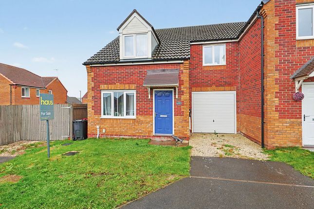 3-bed semi-detached on Masefield Avenue, Chesterfield, £190,000