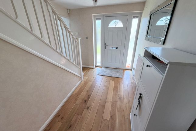 18 Pennant Road, Burbage photo 3
