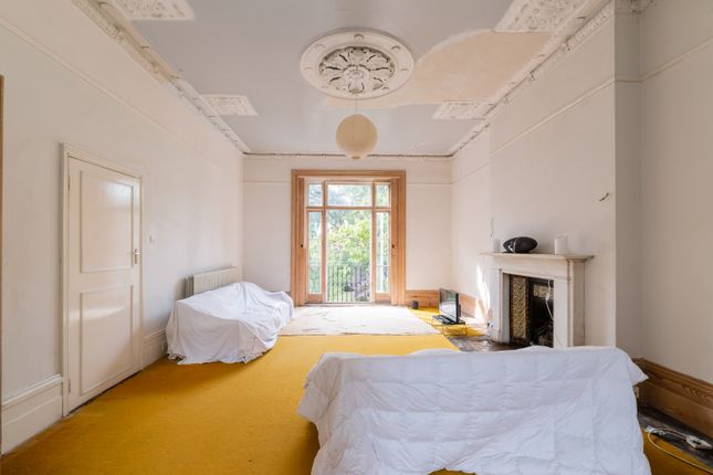 Ground Floor Flat, 5, Church Terrace, London photo 2
