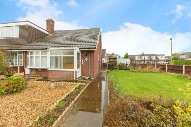Thumbnail Bungalow for sale in Greenfields Avenue, Shavington, Crewe, Cheshire