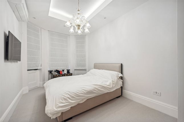 Flat to rent in Westminster Palace Gardens, Artillery Row, Westminster, London