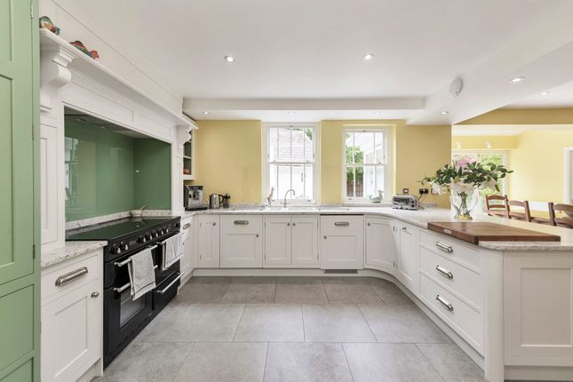 57 Kneesworth Street, Royston photo 2