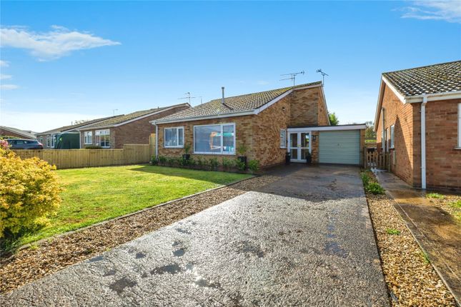 Thumbnail Bungalow for sale in Swallow Avenue, Skellingthorpe, Lincoln, Lincolnshire