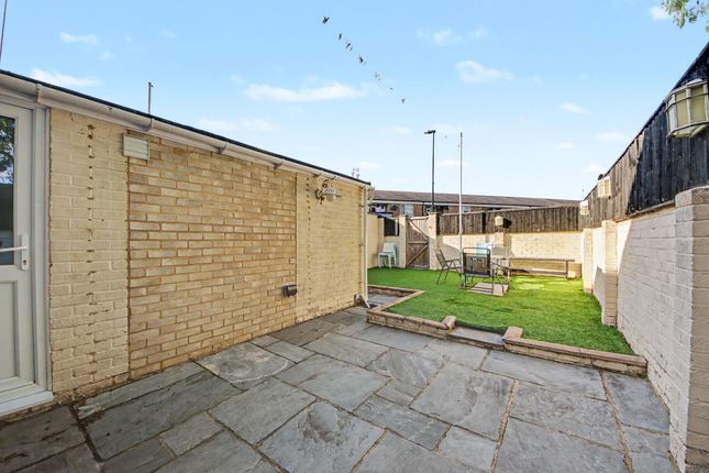 35 Norton Close, Southampton photo 4