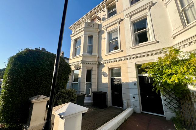 Thumbnail Flat to rent in Upperton Gardens, Eastbourne