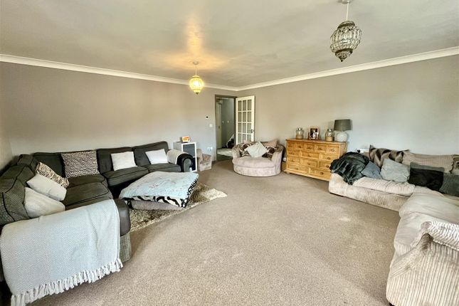 27, Forest Edge, Drybrook photo 3