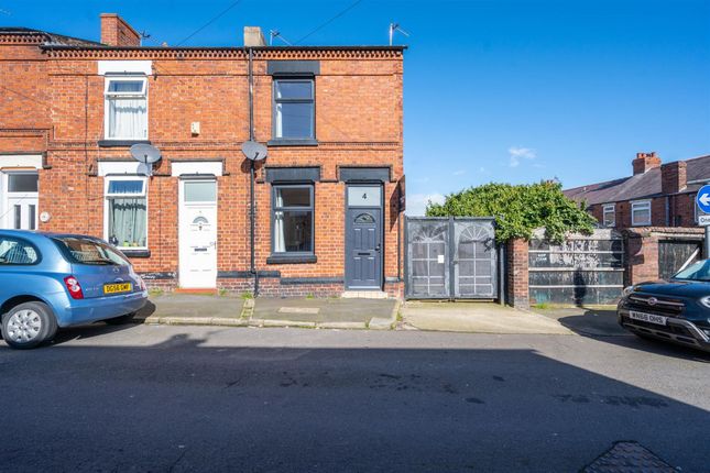 2-bed house on 4 Devon Street, St. Helens, £750/mo