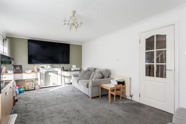 Darroch Drive, Erskine photo 4