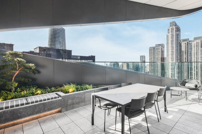 Flat for sale in Amory Tower, Marsh Wall, Canary Wharf, London
