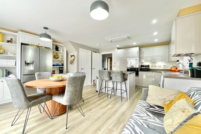 14 Leighton View, Market Drayton photo 2