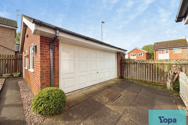 Rylestone Close, Meir Park, Stoke-on-trent photo 4