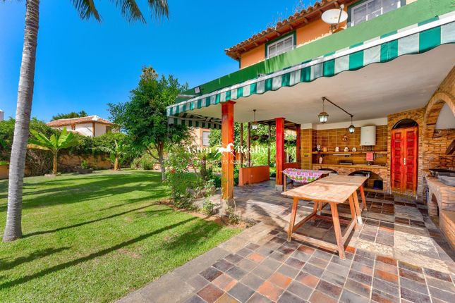 Villa for sale in Icod, Santa Cruz Tenerife, Spain