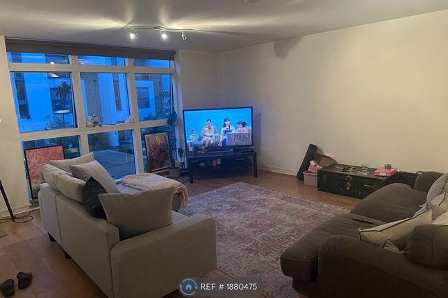 Thumbnail Flat to rent in Bedford Hill, London