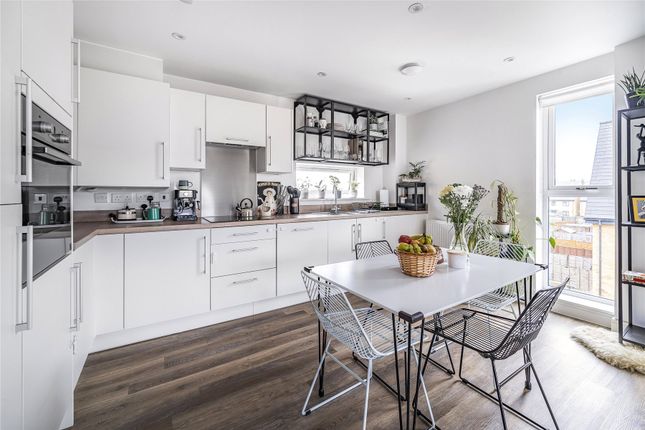 Flat for sale in Tala Close, Surbiton