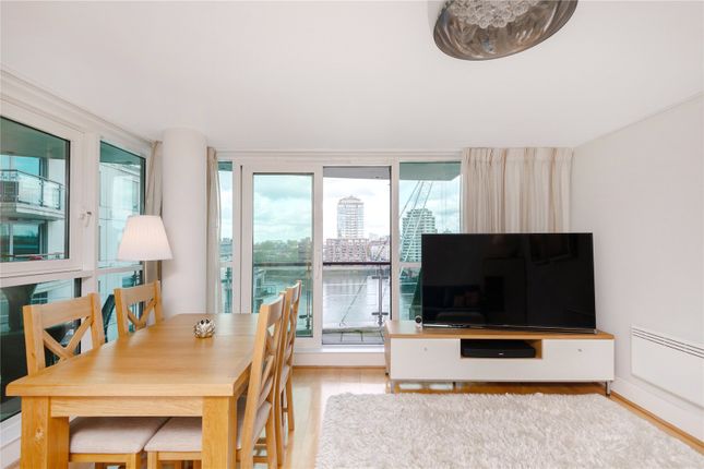 Thumbnail Flat to rent in Fountain House, 16 St. George Wharf, Vauxhall
