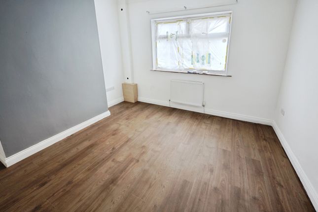 2, East Avenue, Bishop Auckland photo 2