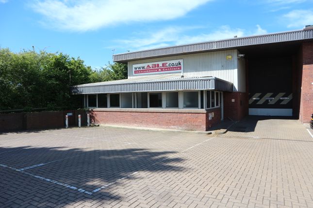 Warehouse to let in Unit 8 Cutbush Industrial Estate, Danehill, Lower Earley, Reading